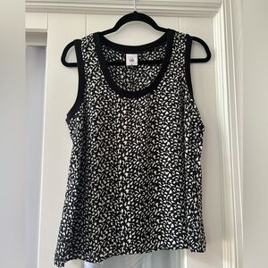 CAbi Printed Daydream Top 6726 NWOT Black and White Sleeveless Tank Top